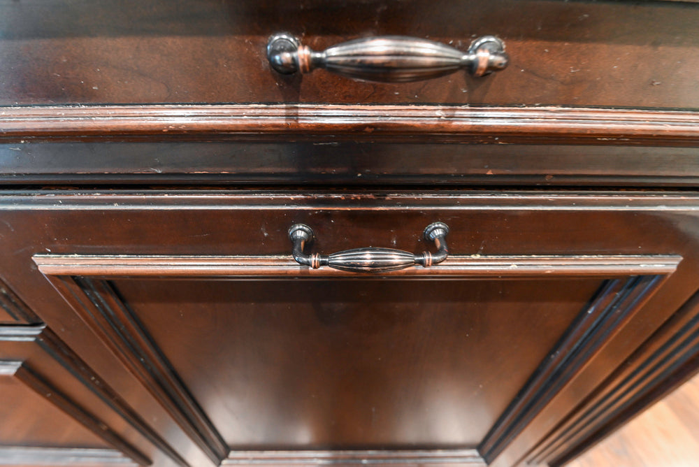 Kitchen Craft Traditional White Kitchen with Island, Granite Countertops & Appliances