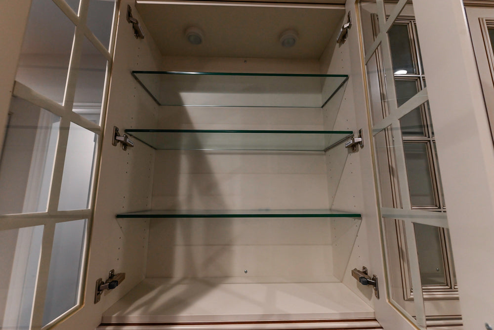 Kitchen Craft Traditional White Kitchen with Island, Granite Countertops & Appliances