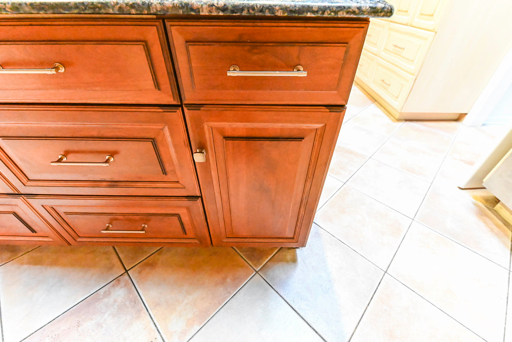 Millbrook Custom Traditional Cream Kitchen with Island, Granite Countertops & Appliances