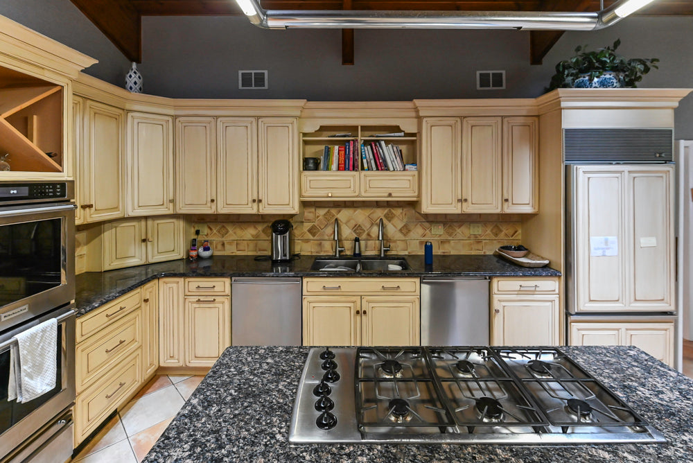 Millbrook Custom Traditional Cream Kitchen with Island, Granite Countertops & Appliances