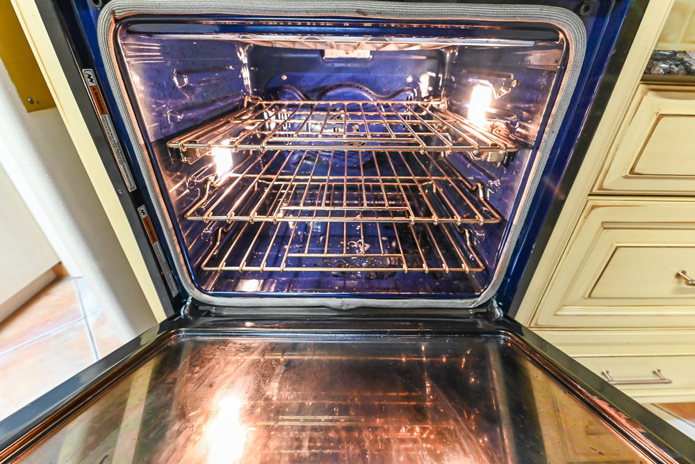 Millbrook Custom Traditional Cream Kitchen with Island, Granite Countertops & Appliances