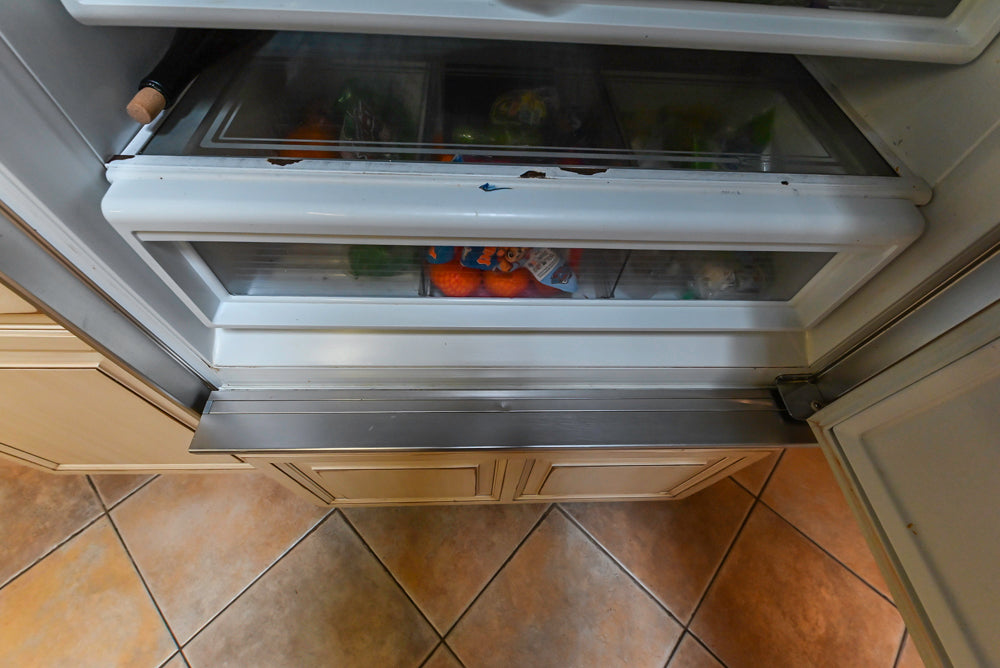 Millbrook Custom Traditional Cream Kitchen with Island, Granite Countertops & Appliances