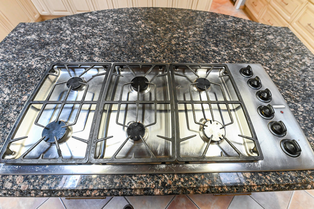 Millbrook Custom Traditional Cream Kitchen with Island, Granite Countertops & Appliances