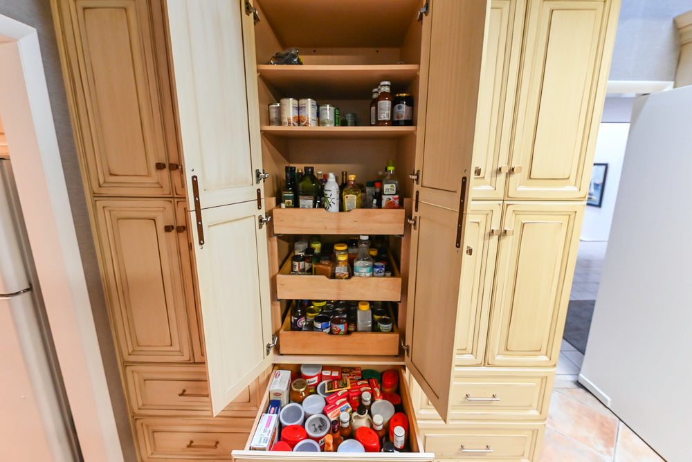 Millbrook Custom Traditional Cream Kitchen with Island, Granite Countertops & Appliances