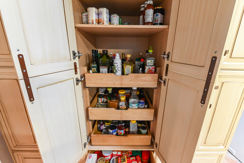 Millbrook Custom Traditional Cream Kitchen with Island, Granite Countertops & Appliances