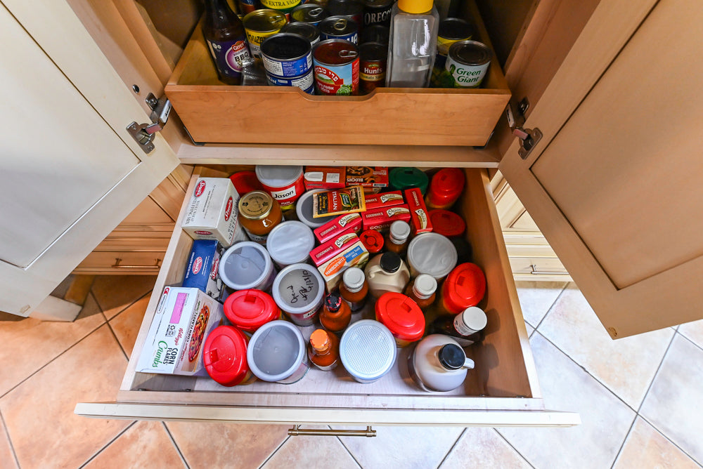 Millbrook Custom Traditional Cream Kitchen with Island, Granite Countertops & Appliances