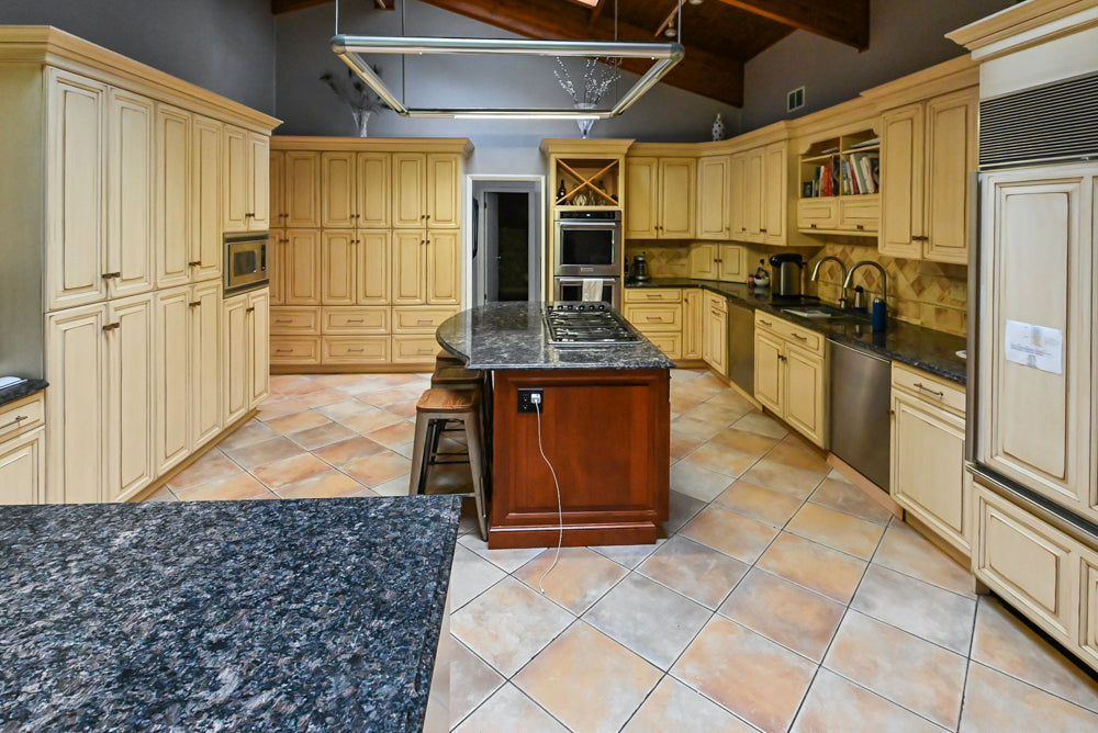 Millbrook Custom Traditional Cream Kitchen with Island, Granite Countertops & Appliances