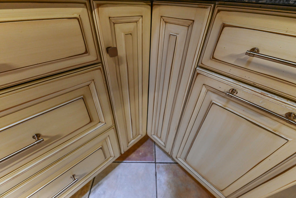 Millbrook Custom Traditional Cream Kitchen with Island, Granite Countertops & Appliances