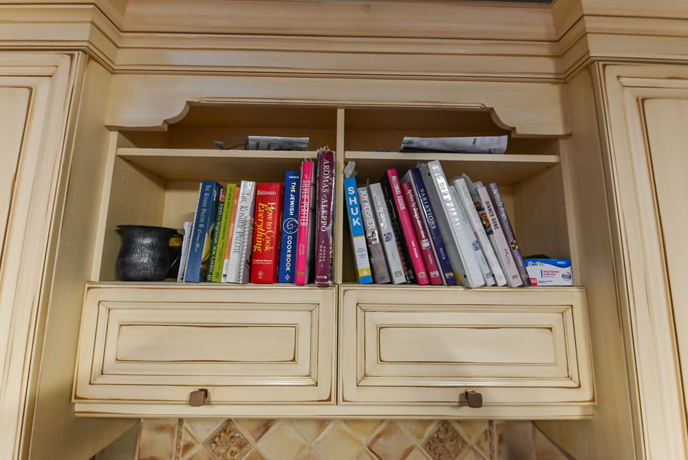 Millbrook Custom Traditional Cream Kitchen with Island, Granite Countertops & Appliances