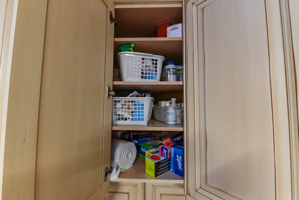 Millbrook Custom Traditional Cream Kitchen with Island, Granite Countertops & Appliances