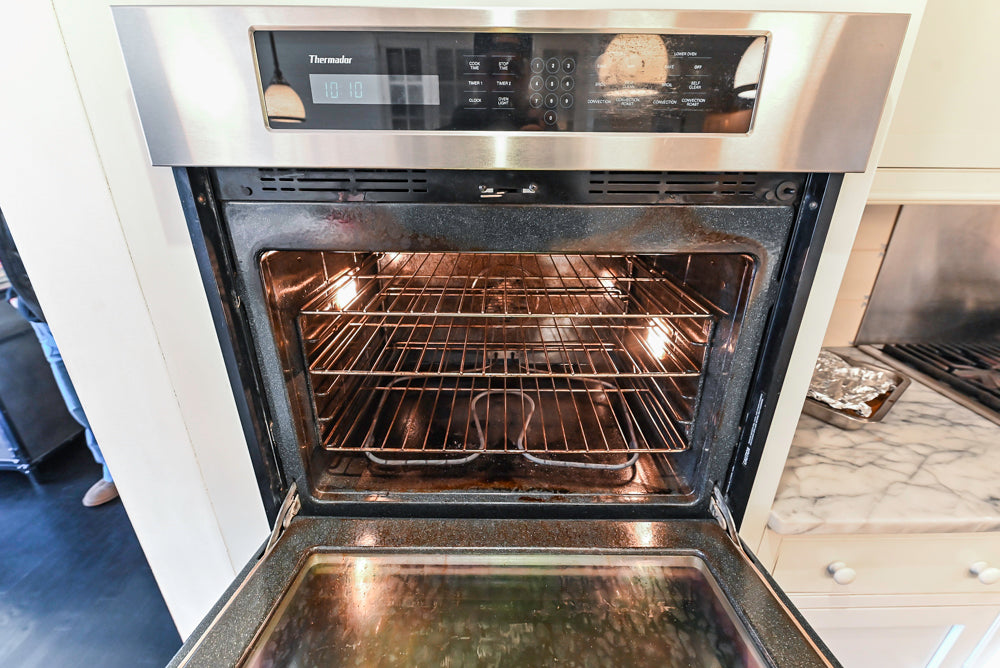 Heritage Traditional Creamy White Kitchen with Island, Marble Countertops and Appliances