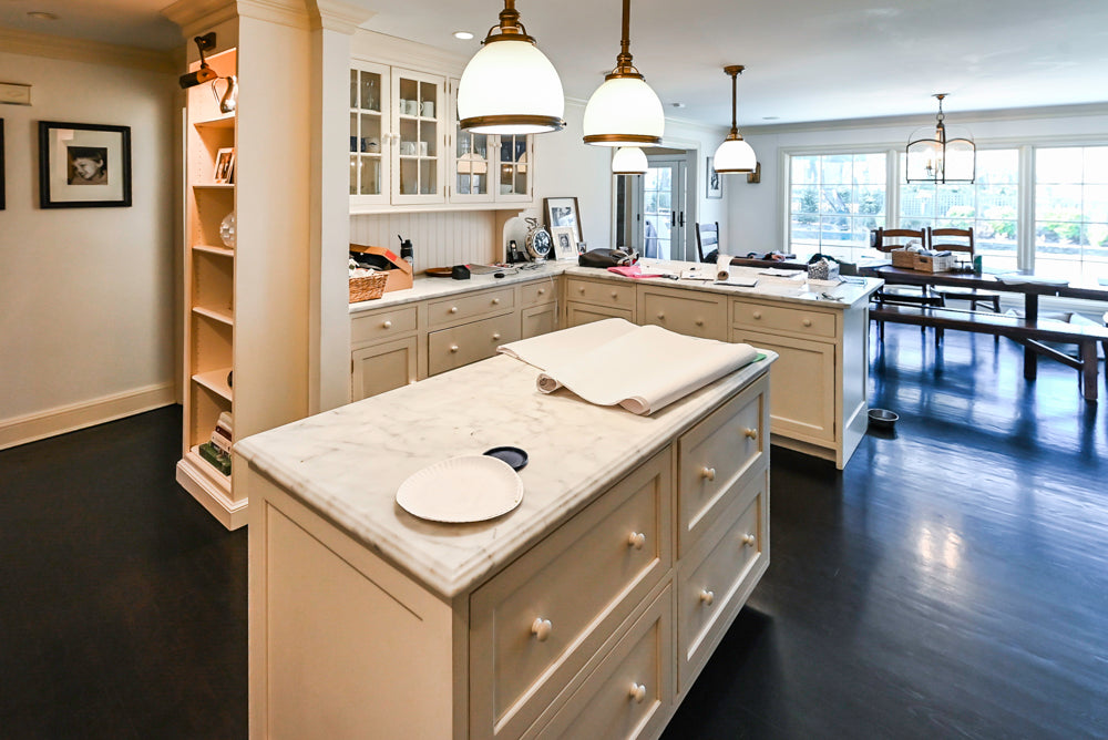 Heritage Traditional Creamy White Kitchen with Island, Marble Countertops and Appliances