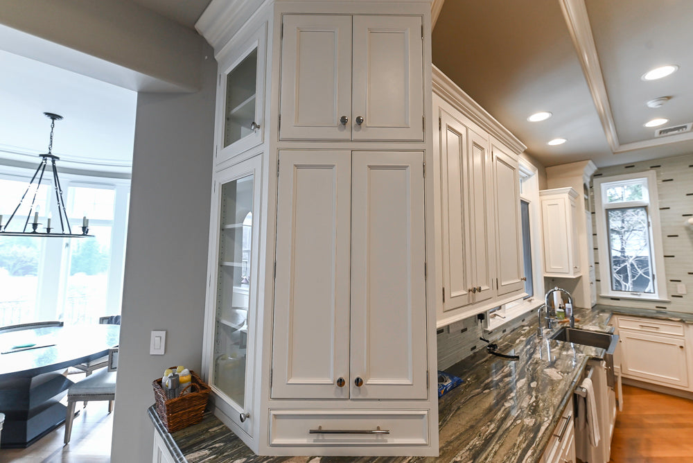 Kountry Kraft Traditional White Kitchen with Island, Granite Countertops & Appliances