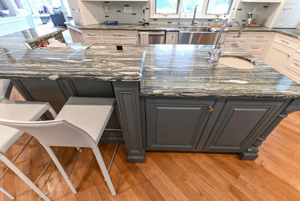 Kountry Kraft Traditional White Kitchen with Island, Granite Countertops & Appliances