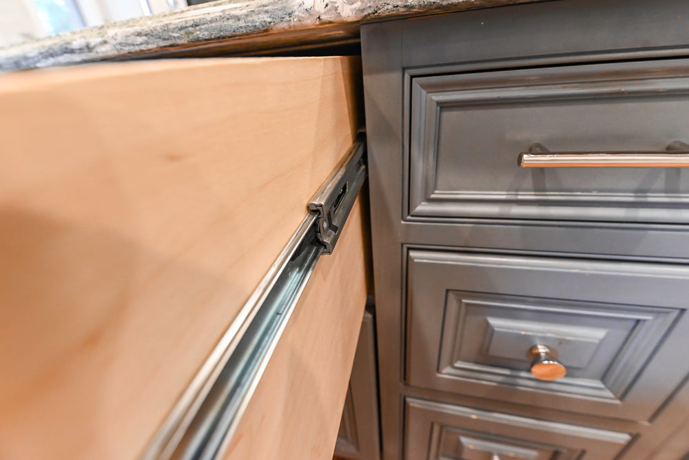 Kountry Kraft Traditional White Kitchen with Island, Granite Countertops & Appliances