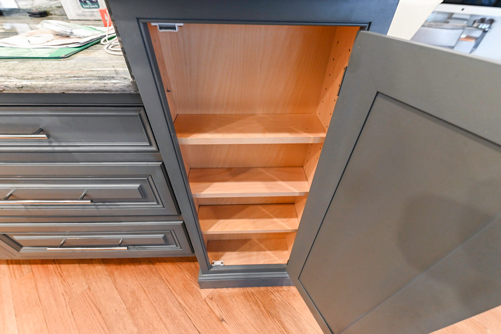 Kountry Kraft Traditional White Kitchen with Island, Granite Countertops & Appliances