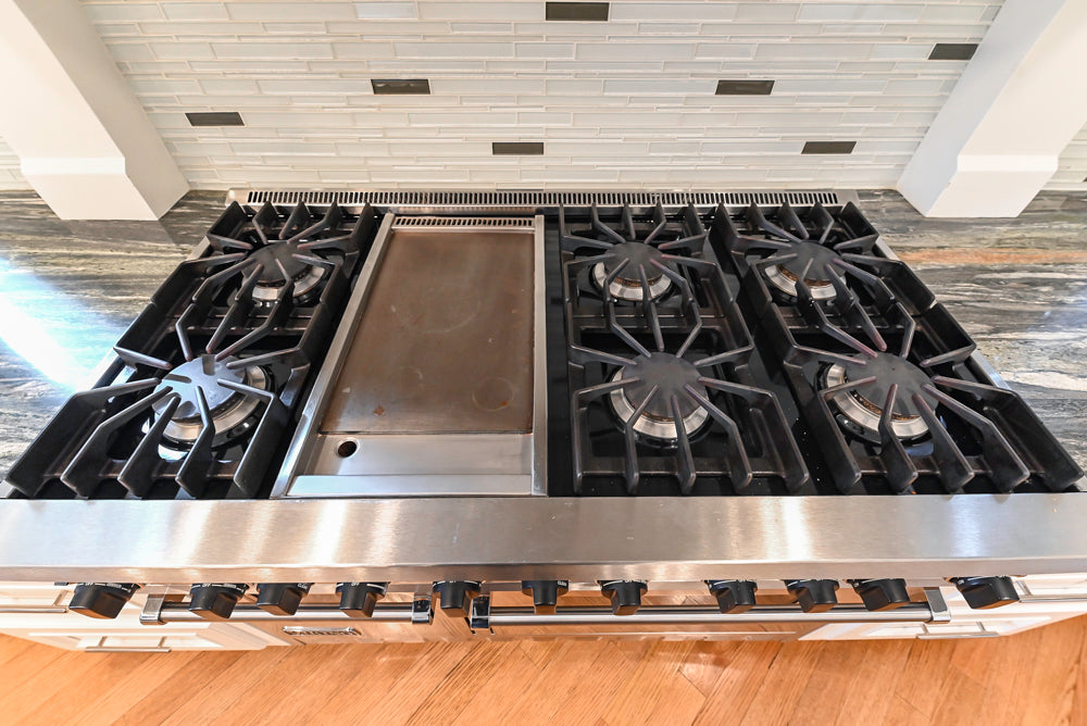 Kountry Kraft Traditional White Kitchen with Island, Granite Countertops & Appliances