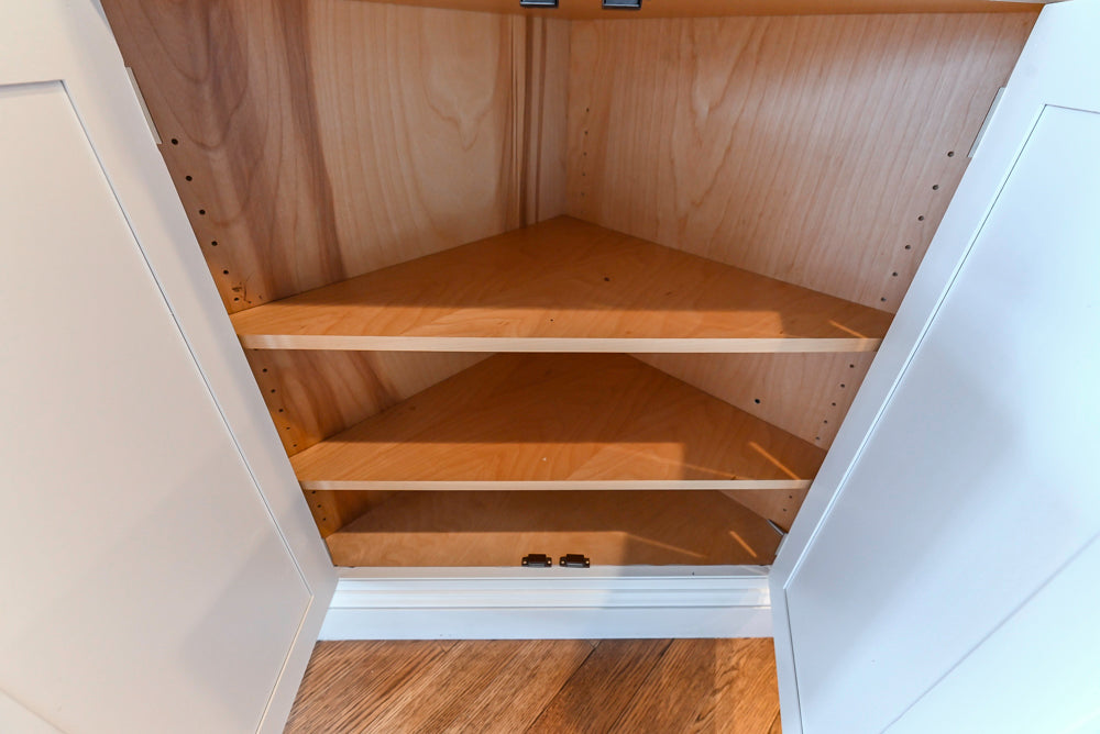 Kountry Kraft Traditional White Kitchen with Island, Granite Countertops & Appliances