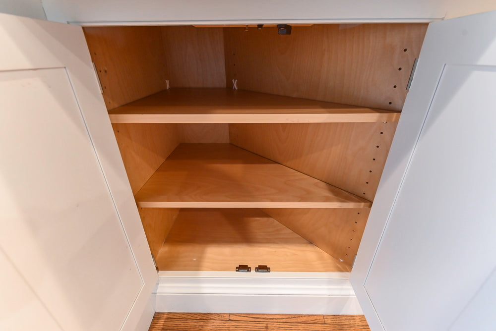 Kountry Kraft Traditional White Kitchen with Island, Granite Countertops & Appliances