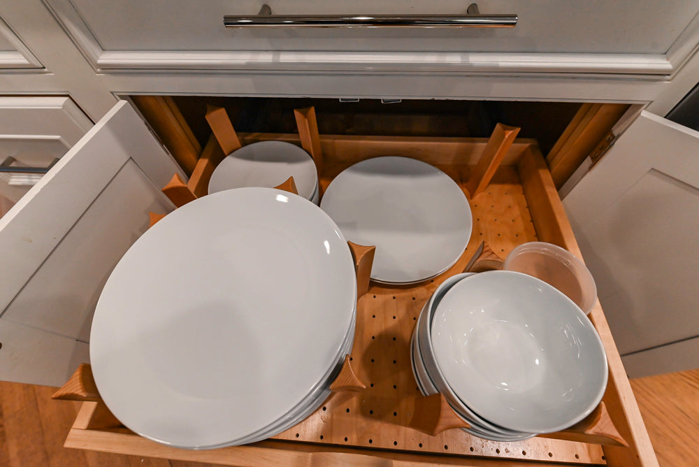 Kountry Kraft Traditional White Kitchen with Island, Granite Countertops & Appliances