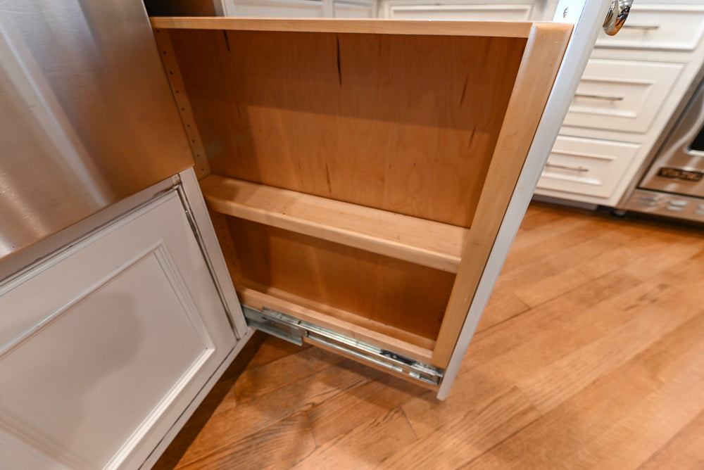 Kountry Kraft Traditional White Kitchen with Island, Granite Countertops & Appliances