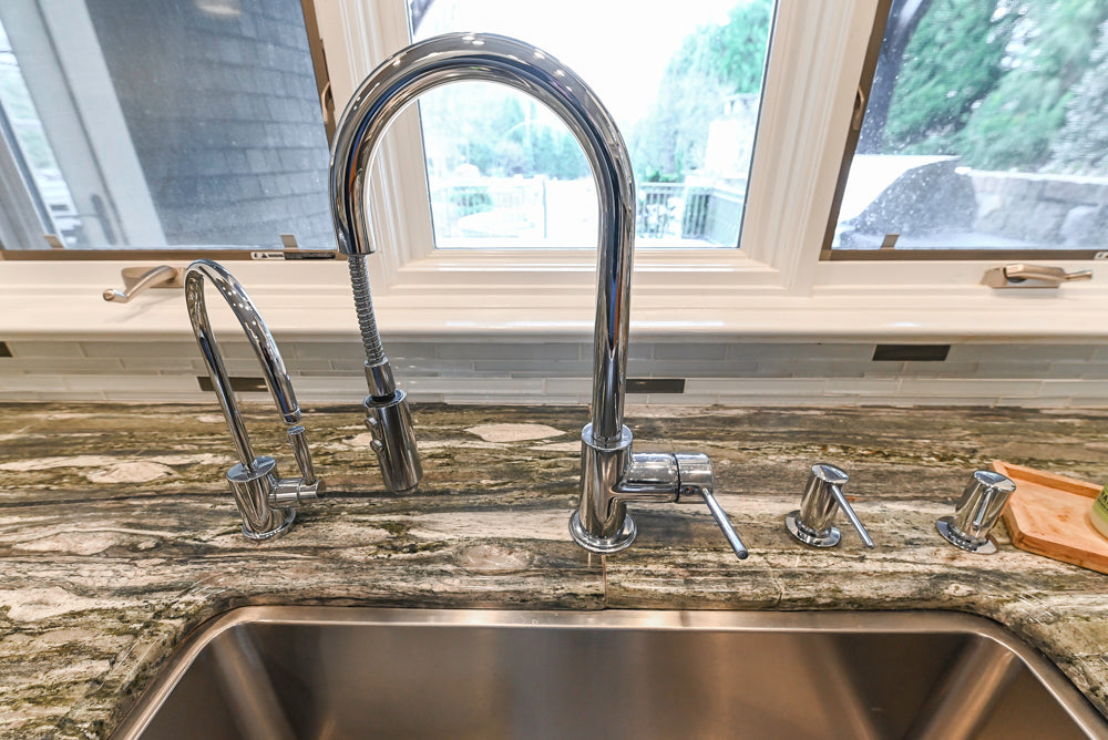 Kountry Kraft Traditional White Kitchen with Island, Granite Countertops & Appliances