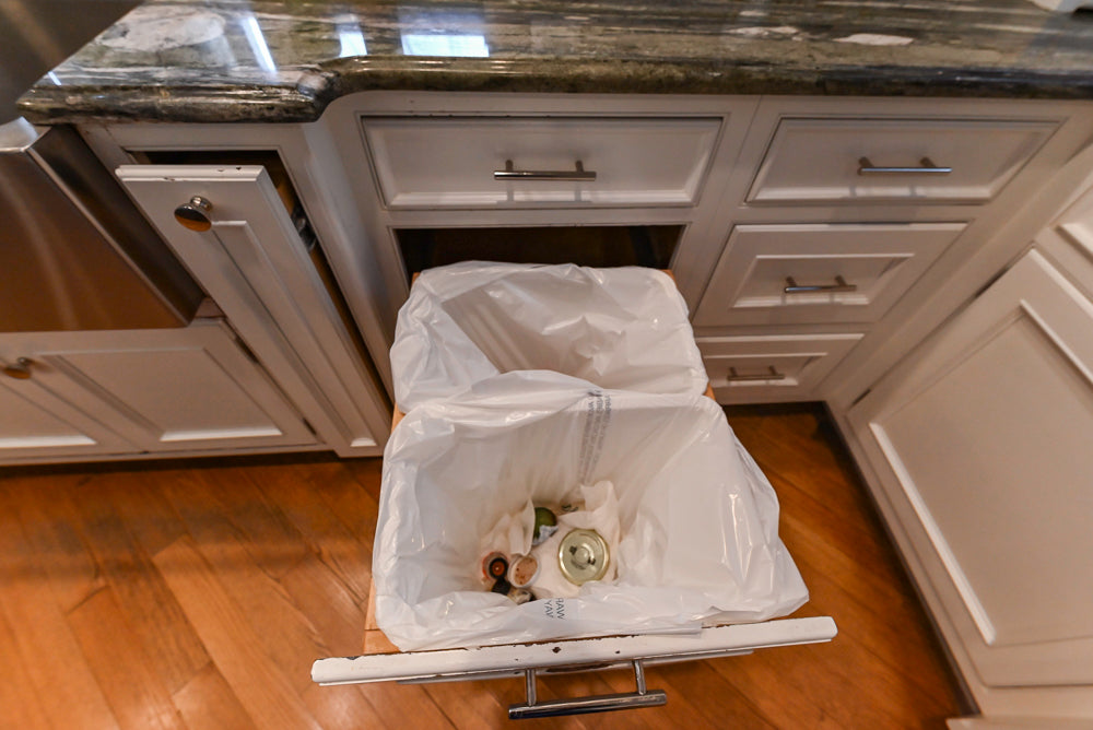 Kountry Kraft Traditional White Kitchen with Island, Granite Countertops & Appliances