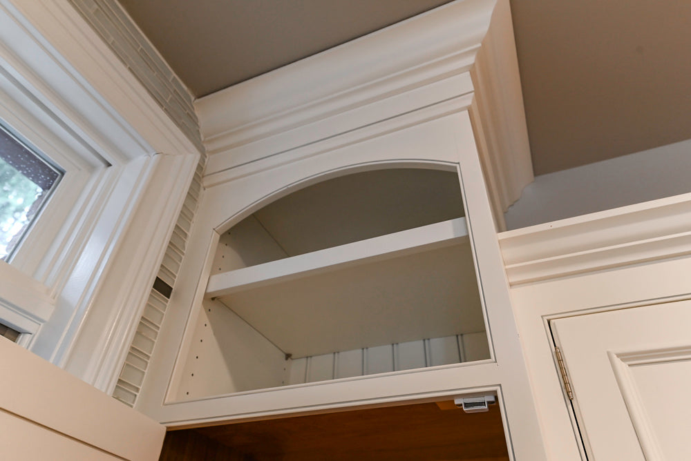 Kountry Kraft Traditional White Kitchen with Island, Granite Countertops & Appliances