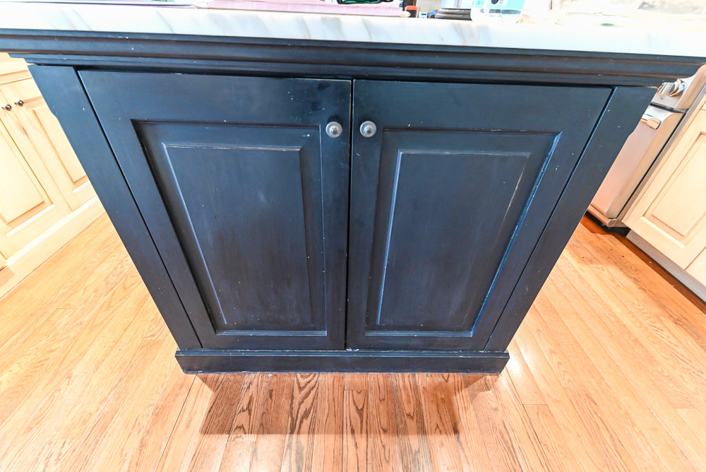 Traditional Cream Kitchen with Island, Wet Bar, Marble Countertops & Appliances