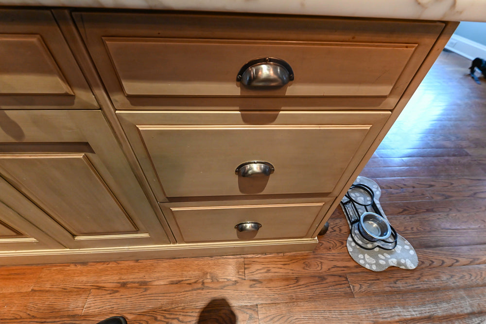 Traditional Cream Kitchen with Island, Wet Bar, Marble Countertops & Appliances