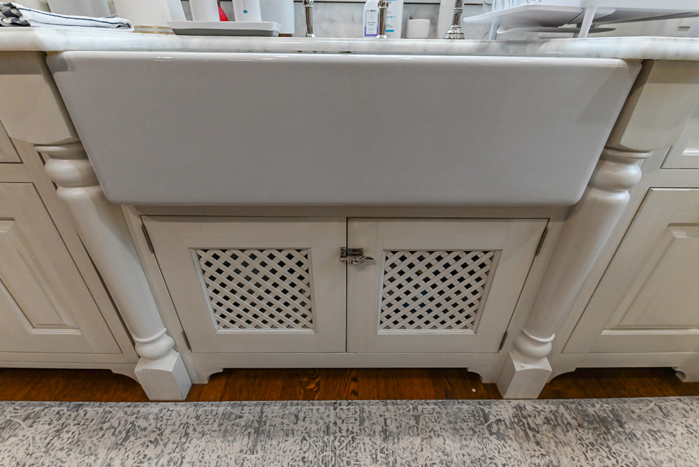Canterbury Traditional White Kitchen with Island, Marble Countertops and La Cornue Range with Matching Hood