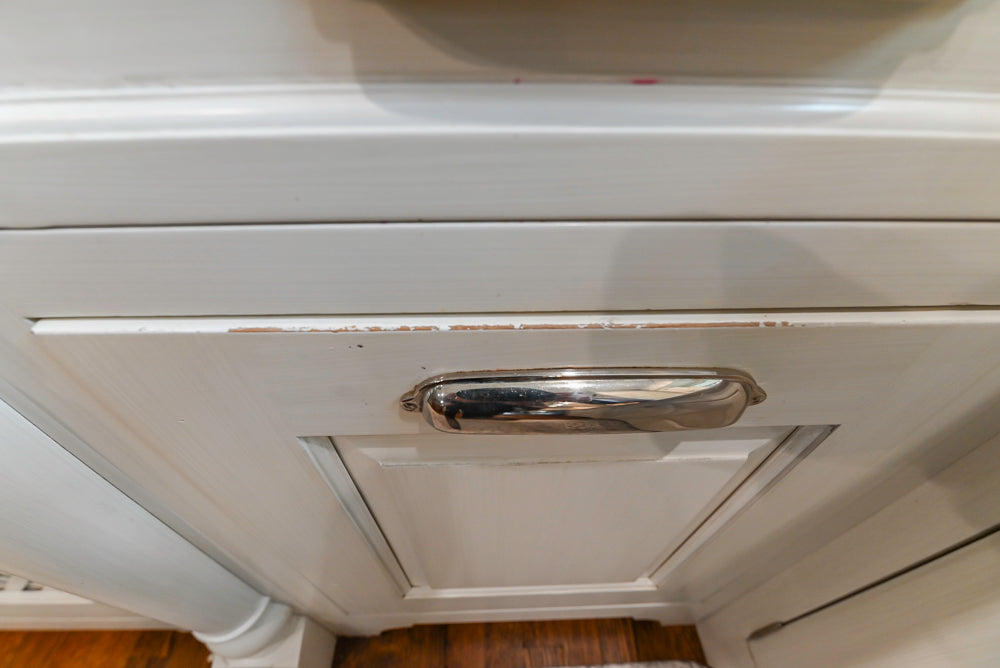 Canterbury Traditional White Kitchen with Island, Marble Countertops and La Cornue Range with Matching Hood