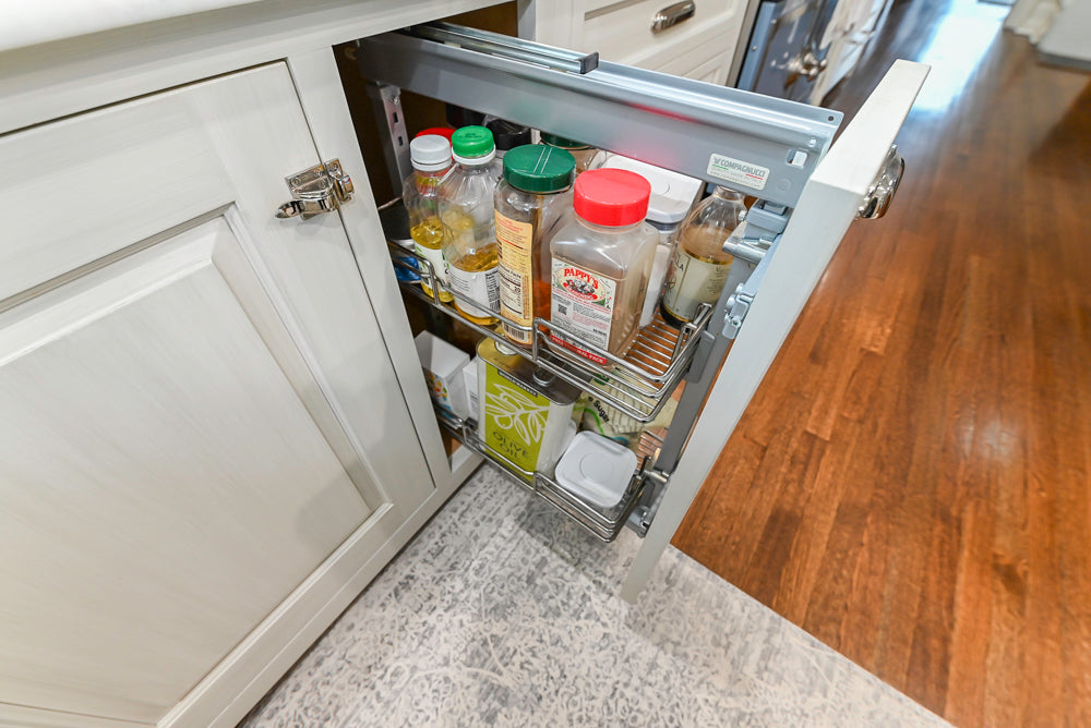 Canterbury Traditional White Kitchen with Island, Marble Countertops and La Cornue Range with Matching Hood