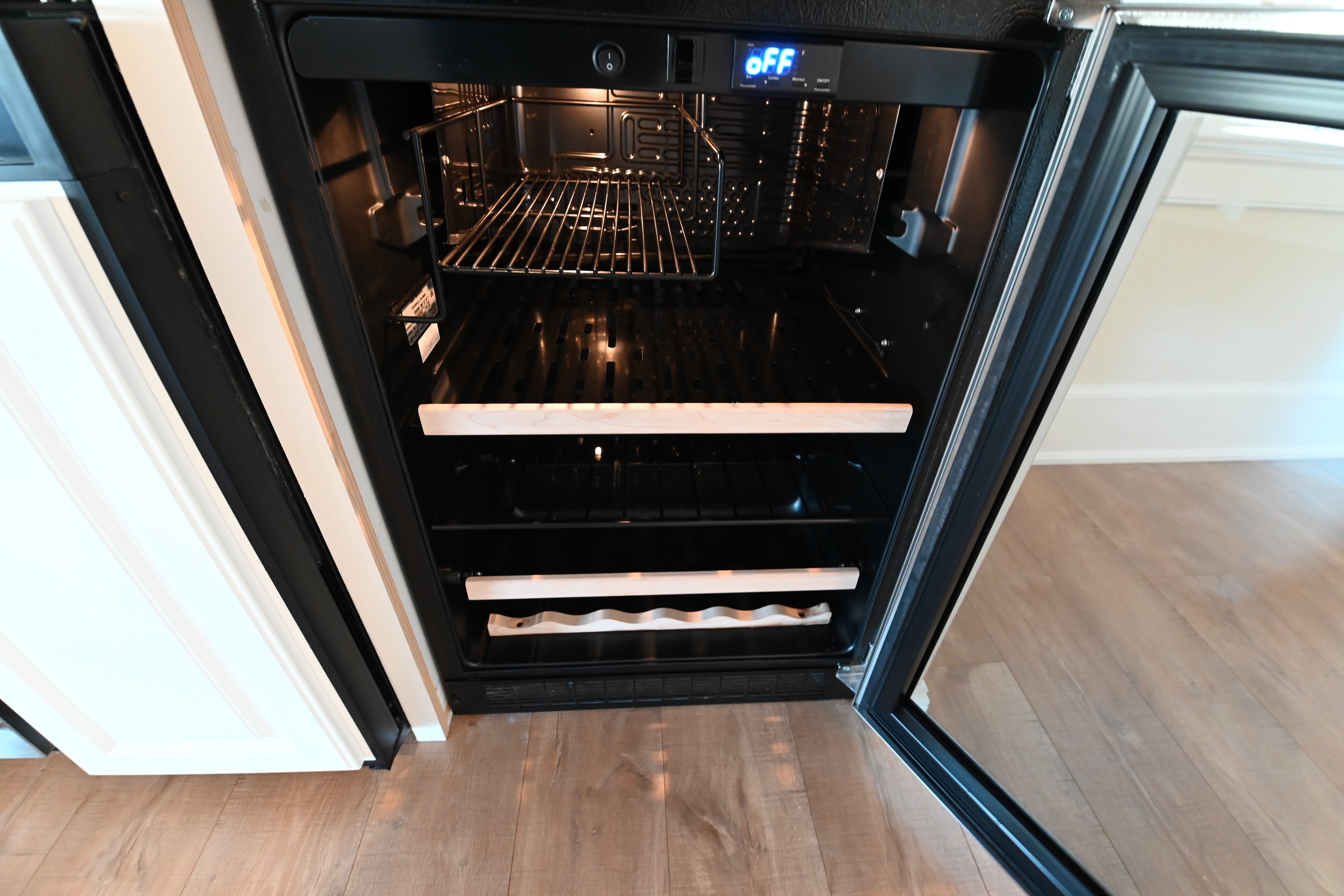 Marvel 6BARMBSGR 24" Stainless Steel Dual Zone Beverage Center