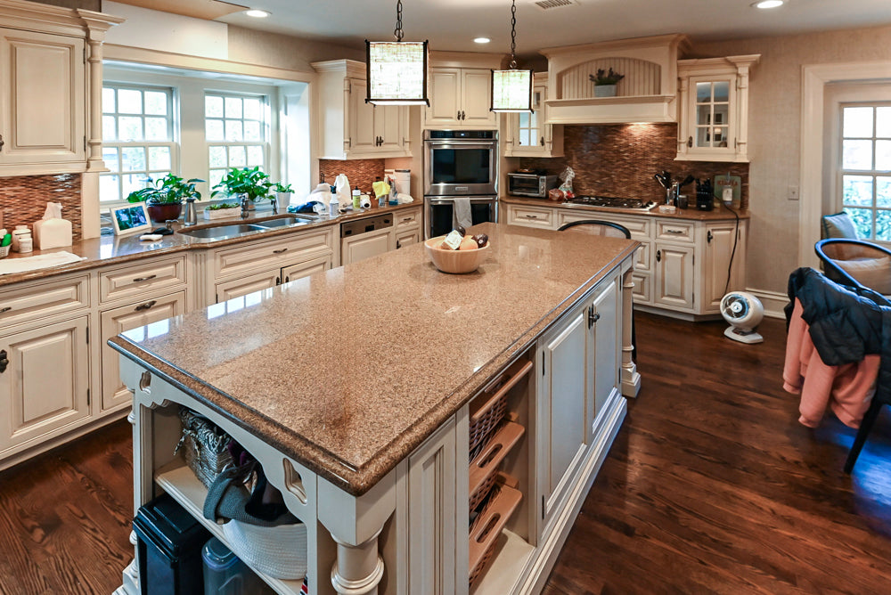 Salerno Traditional Cream Kitchen with Island, Desk Area and Appliances