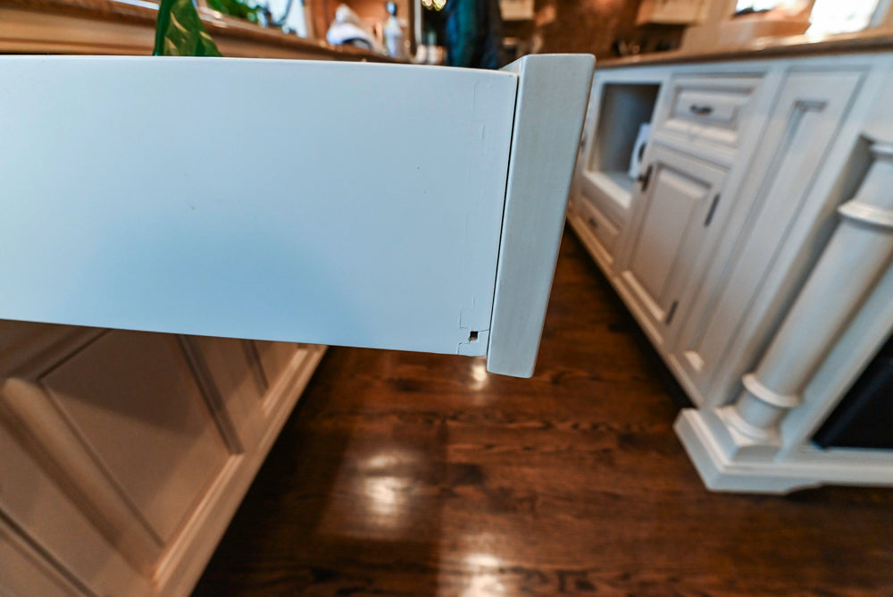 Salerno Traditional Cream Kitchen with Island, Desk Area and Appliances