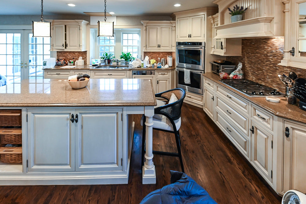 Salerno Traditional Cream Kitchen with Island, Desk Area and Appliances