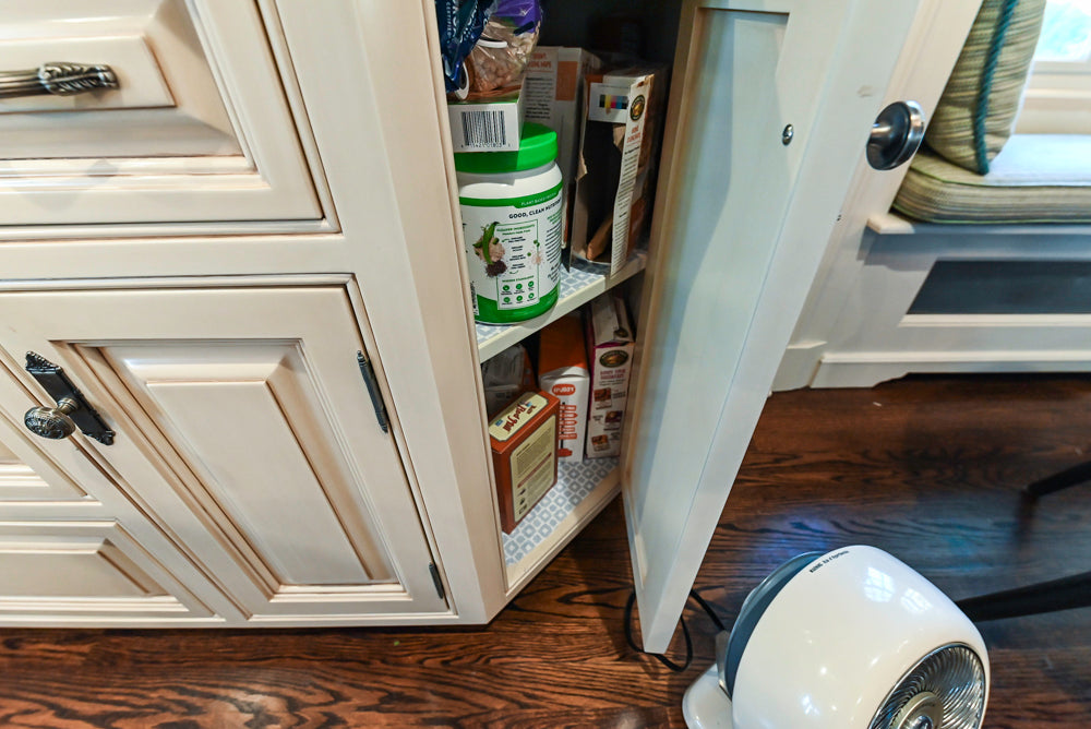 Salerno Traditional Cream Kitchen with Island, Desk Area and Appliances