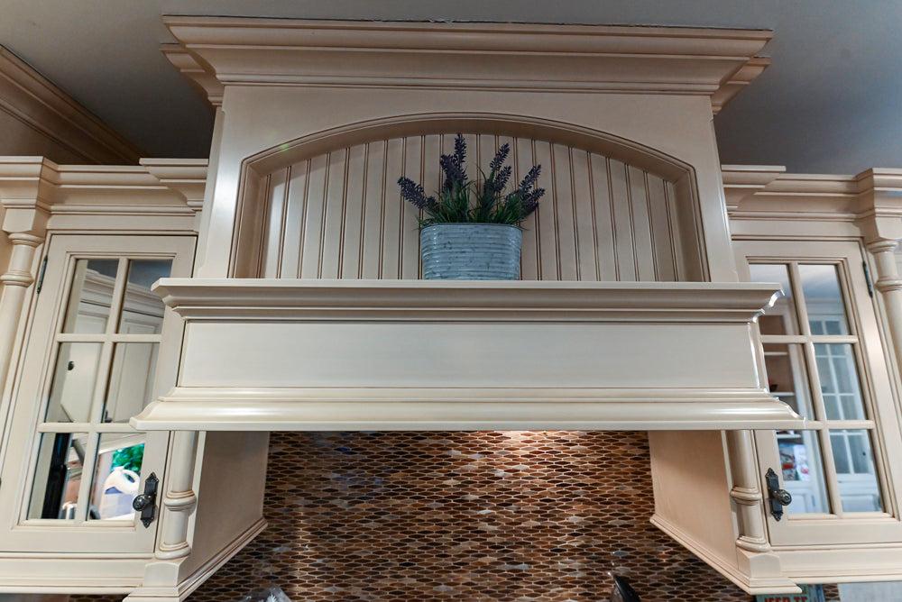 Salerno Traditional Cream Kitchen with Island, Desk Area and Appliances