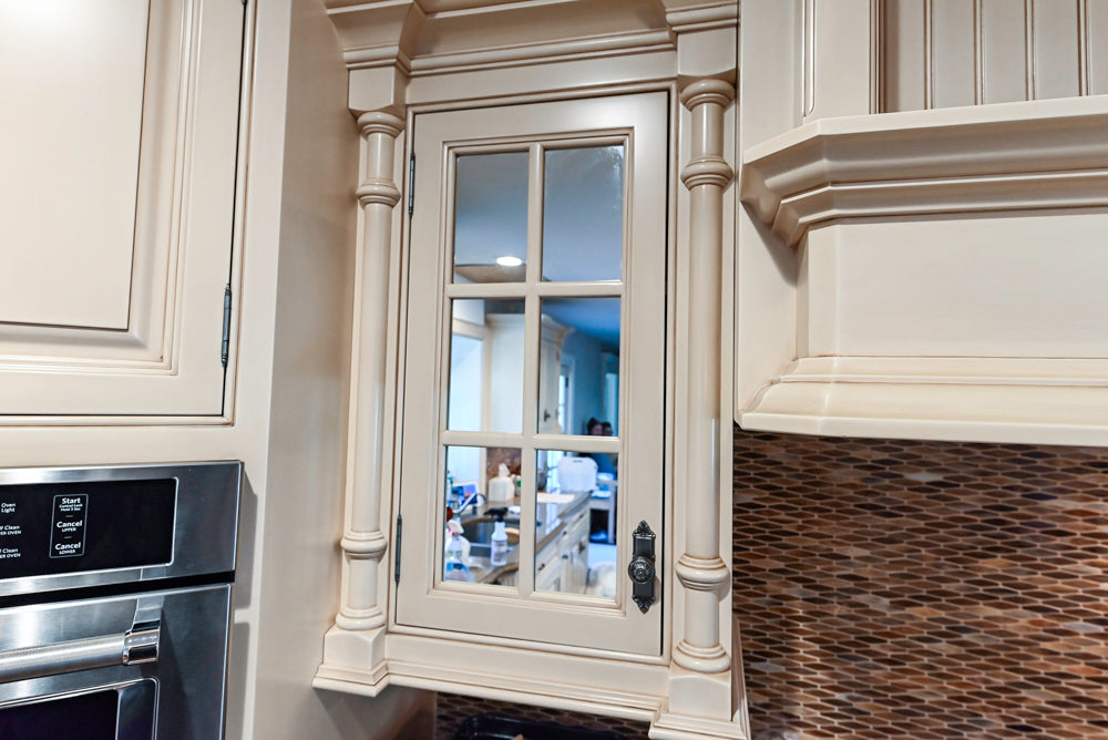 Salerno Traditional Cream Kitchen with Island, Desk Area and Appliances