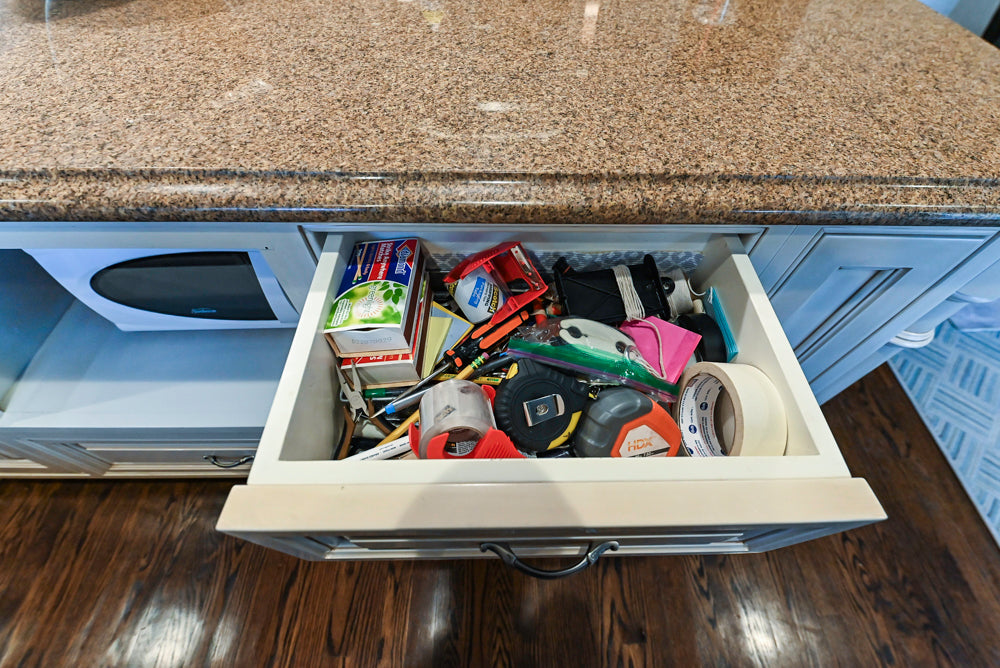 Salerno Traditional Cream Kitchen with Island, Desk Area and Appliances
