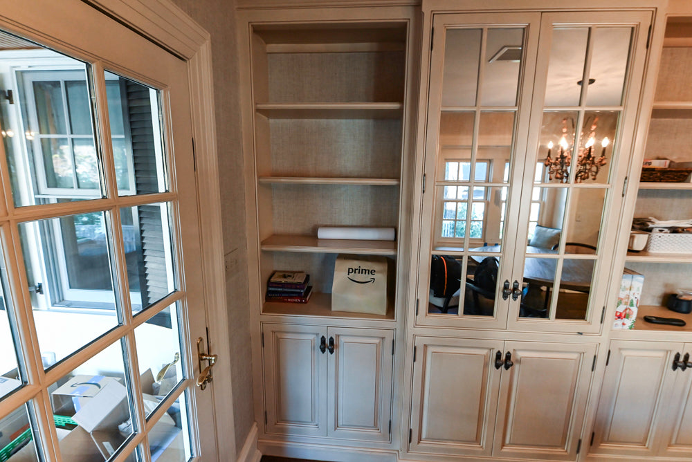 Salerno Traditional Cream Kitchen with Island, Desk Area and Appliances