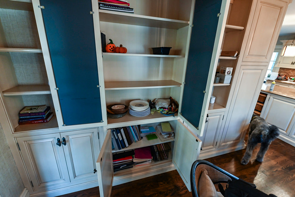 Salerno Traditional Cream Kitchen with Island, Desk Area and Appliances