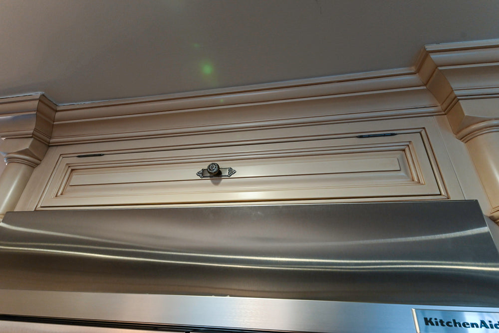 Salerno Traditional Cream Kitchen with Island, Desk Area and Appliances