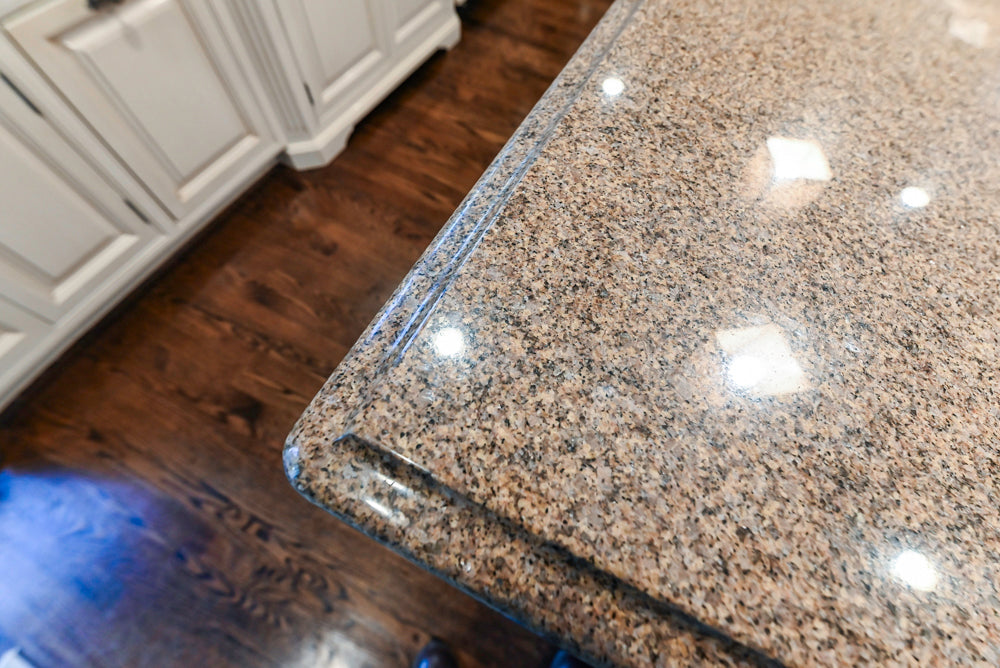 Salerno Traditional Cream Kitchen with Island, Desk Area and Appliances