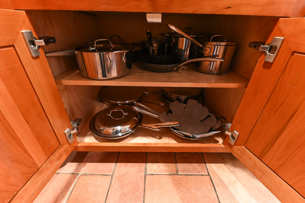 Traditional Wooden Kitchen with Island and Appliances featuring 48" Viking Range