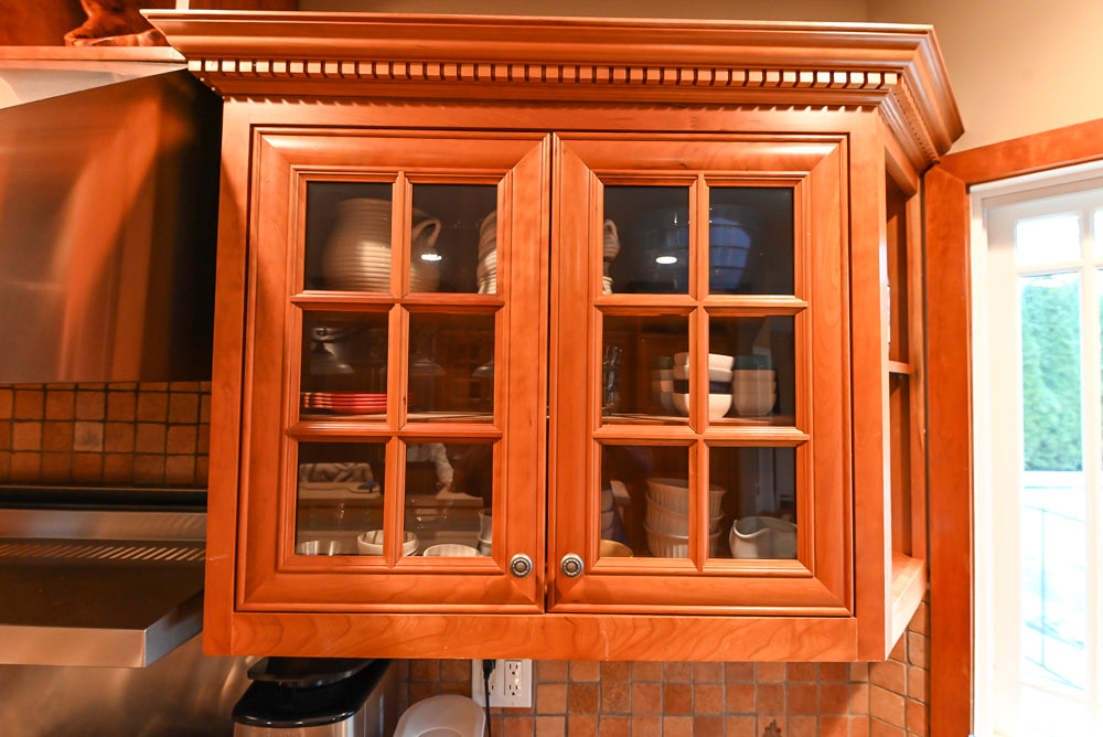 Traditional Wooden Kitchen with Island and Appliances featuring 48" Viking Range