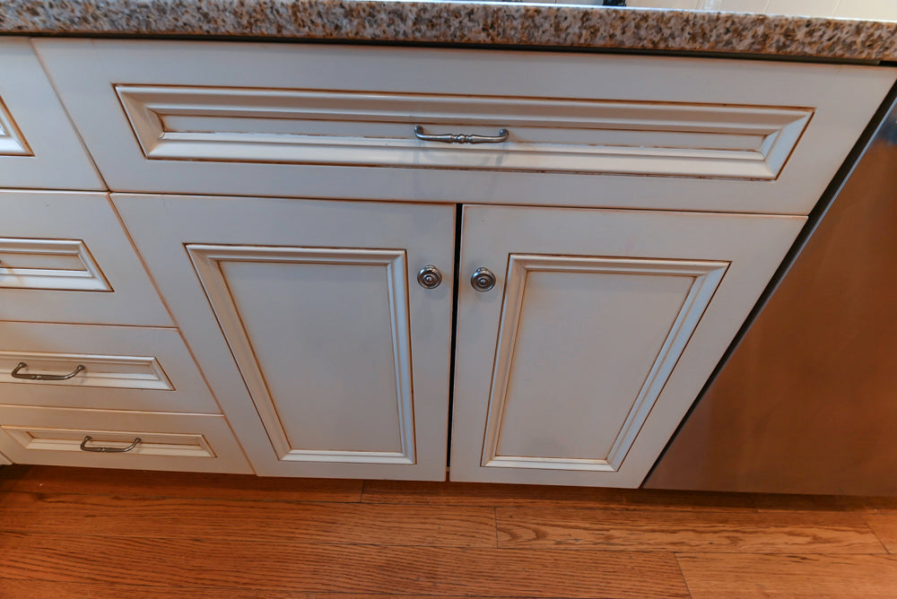 Traditional Cream Kitchen with Island, Granite Countertops & 48" Thermador Range