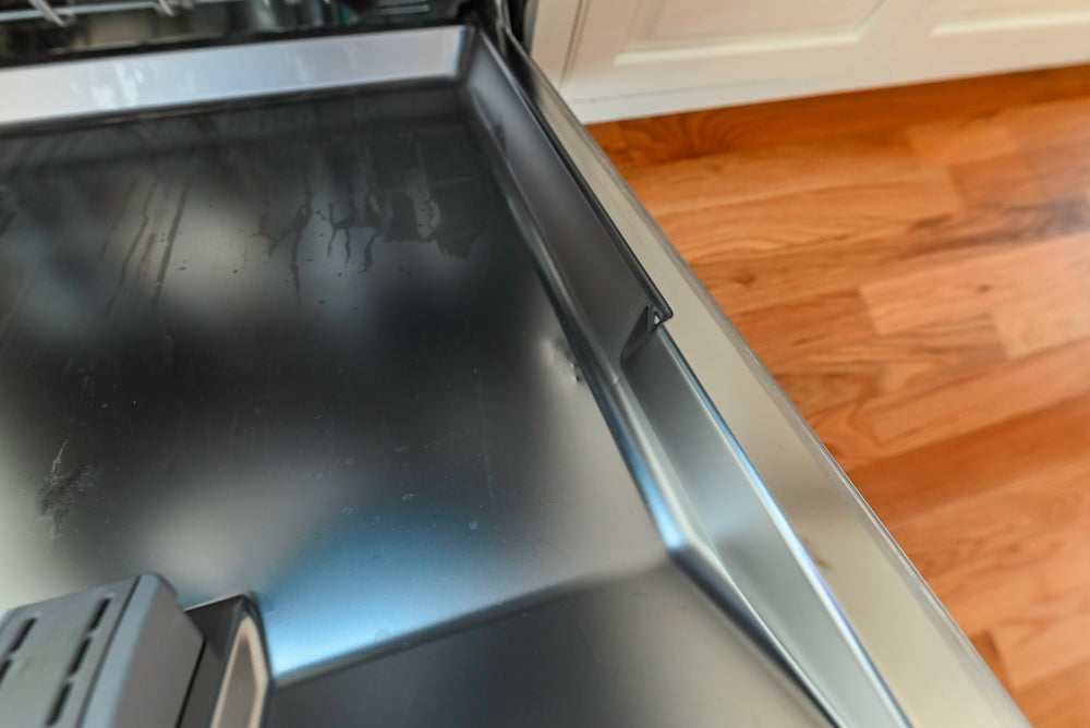 Traditional Light Cream Kitchen with Island, Granite Countertops and Appliances
