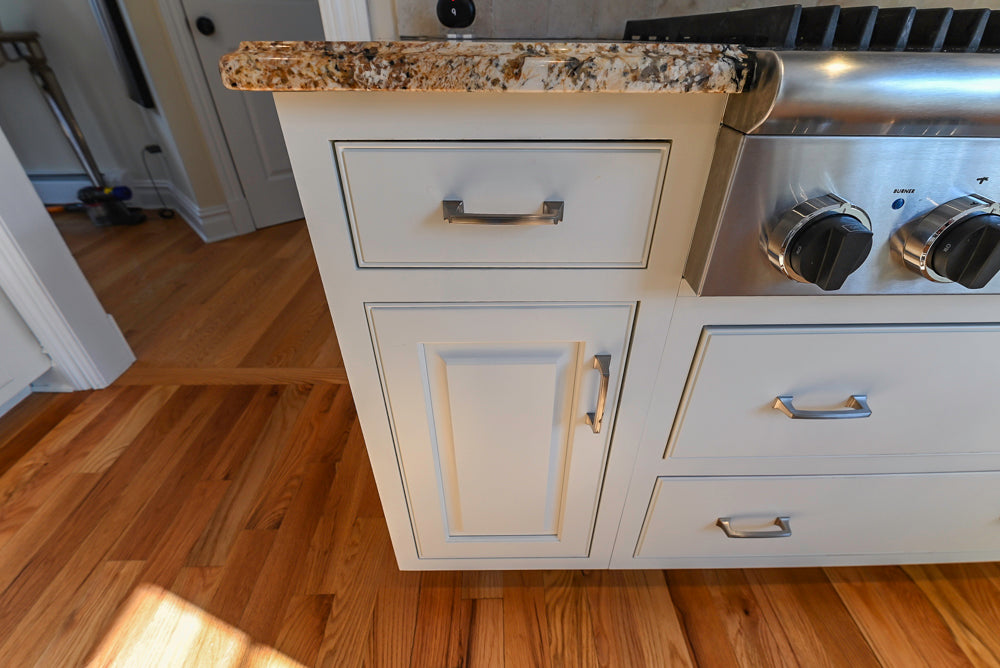 Traditional Light Cream Kitchen with Island, Granite Countertops and Appliances